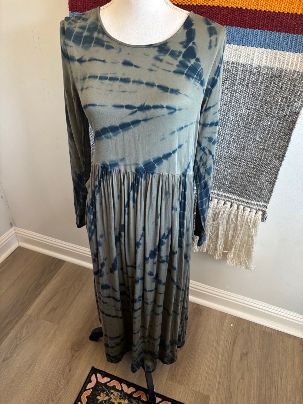dolan Olive Green and Navy Tie-Dye Long Sleeve Maxi Dress